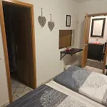 Hotel Alt Cues 3*