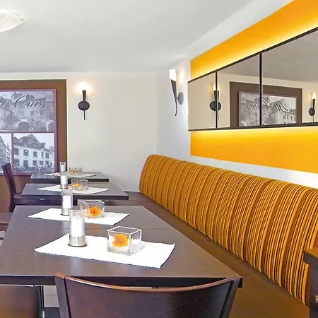 Alt Cues מלון 3*